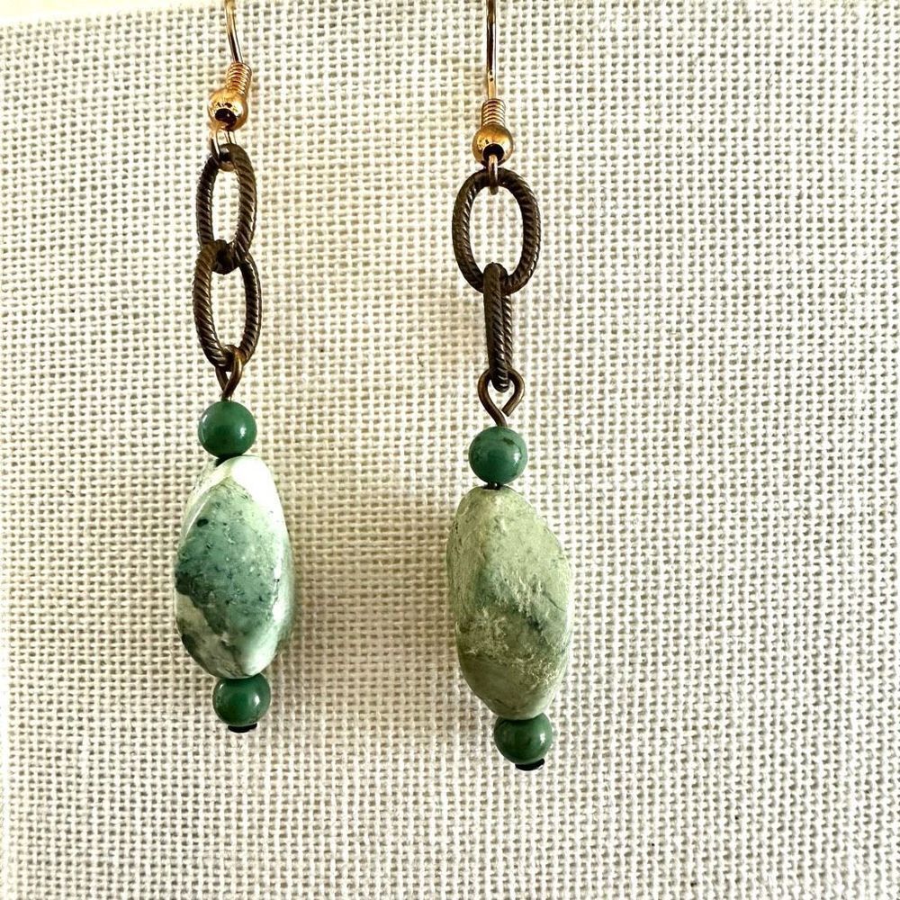 Long green stone chain earrings